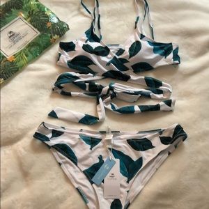 Cute, never been worn bikini